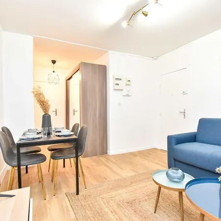 Superb Studio 2p - Voltaire - Republique